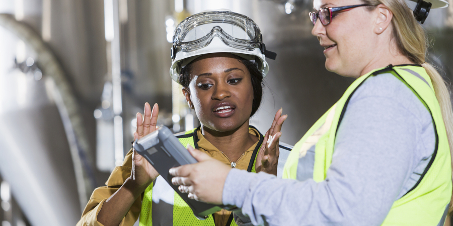 Manufacturing Engineersat work