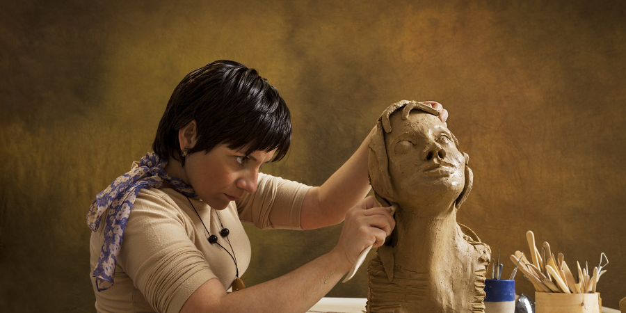 Painters, Sculptors, Illustrators, and Other Fine Artistsat work