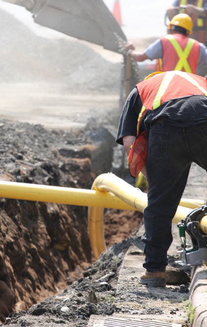 Pipelayersat work