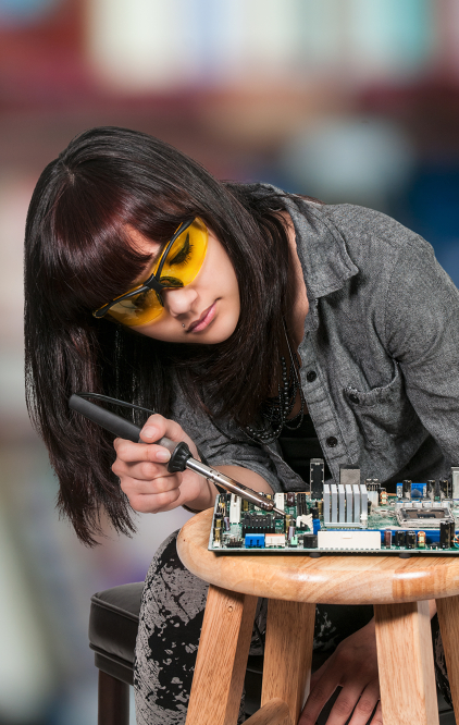 Electrical and Electronics Repairers for Commercial and Industrial Equipmentat work