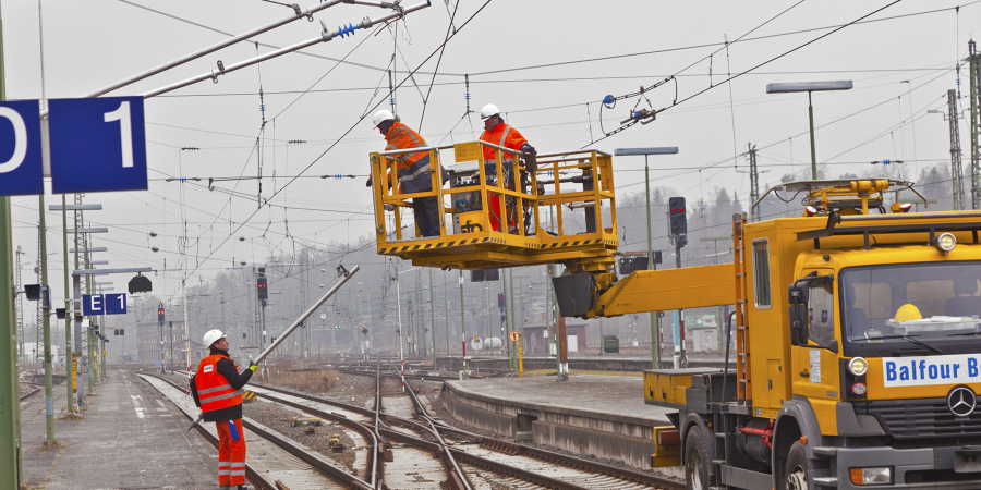 Signal and Track Switch Repairersat work